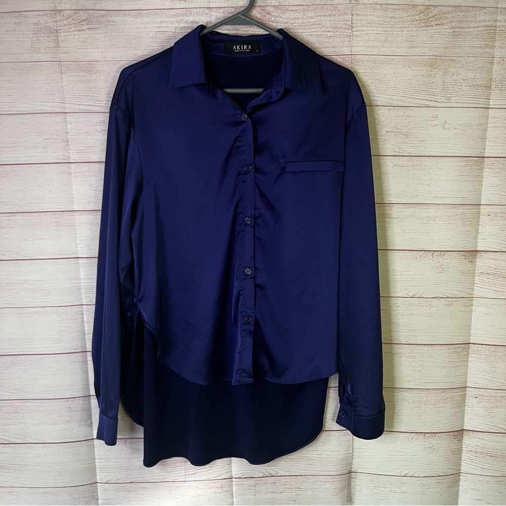 Akira Purple High Low Button Down Long Sleeve Satin Blouse Size Small
